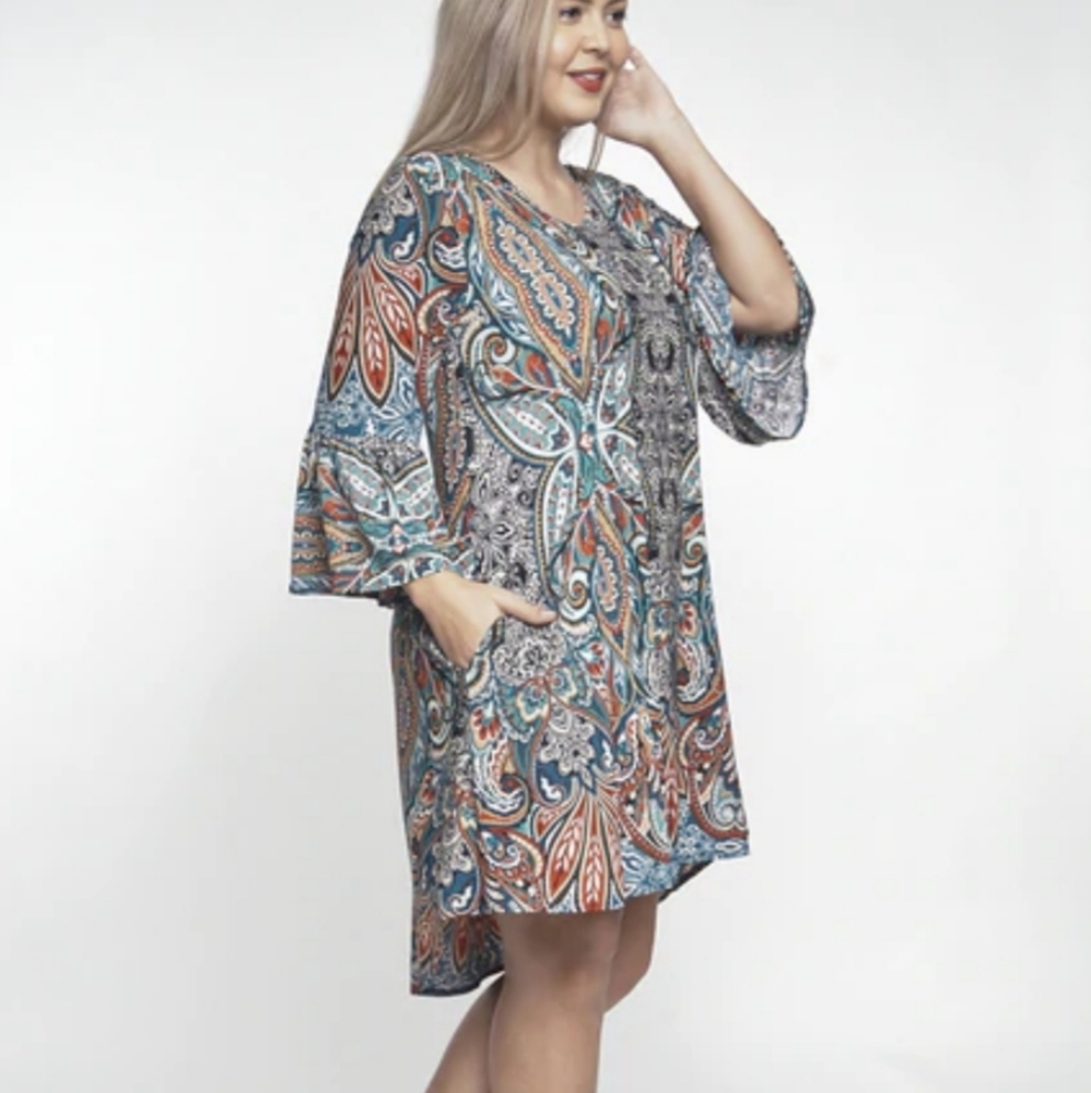 Size 2XMulti-color Paisley Tunic Dress with ruffl… - Picture 2 of 5
